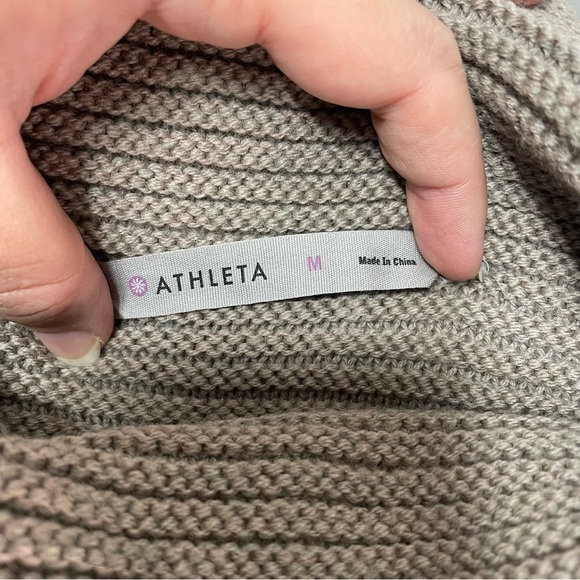 Athleta Lodge Pull Over Sweater 100% Merino Wool in Walnut Taupe Women's Size M - Picture 9 of 12